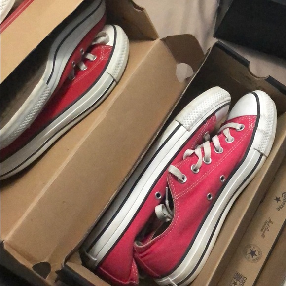 Chucks - Picture 3 of 8